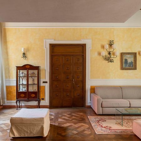 Iflat Elegant And Luxury Apartment Near Pantheon 로마 외부 사진