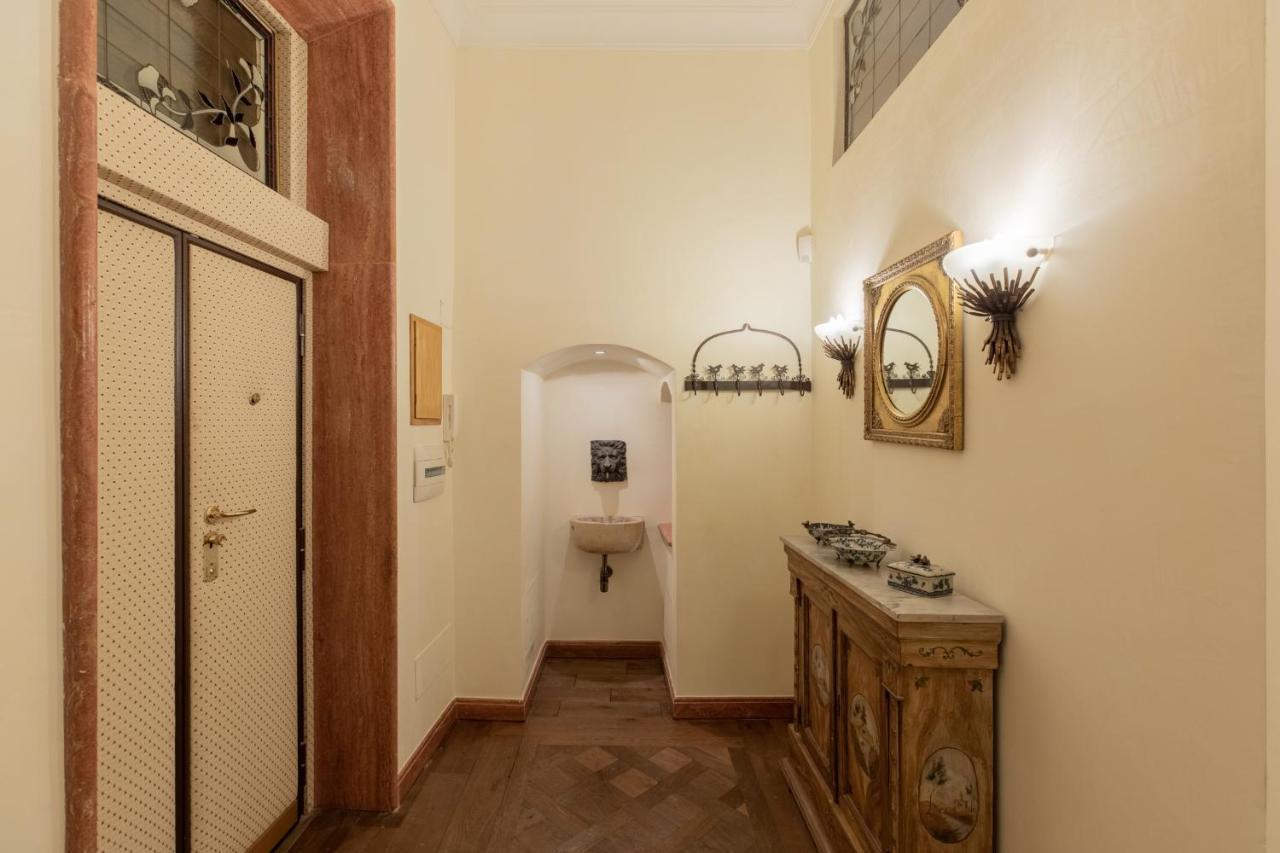 Iflat Elegant And Luxury Apartment Near Pantheon 로마 외부 사진