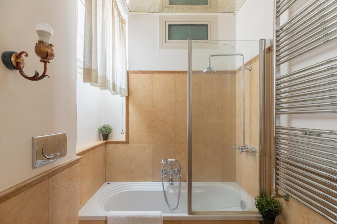 Iflat Elegant And Luxury Apartment Near Pantheon 로마 외부 사진